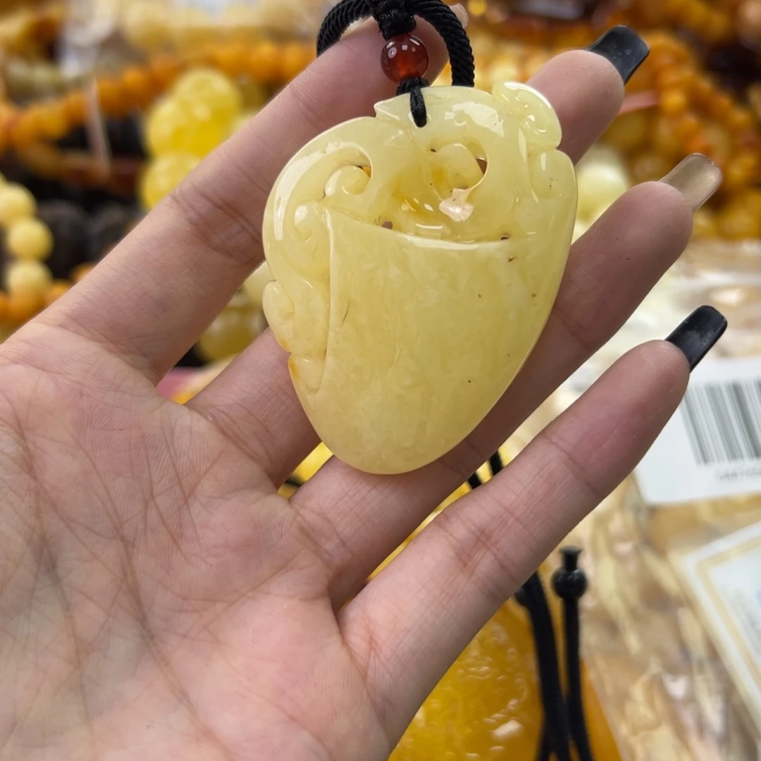 琥珀珠宝奇石未镶嵌