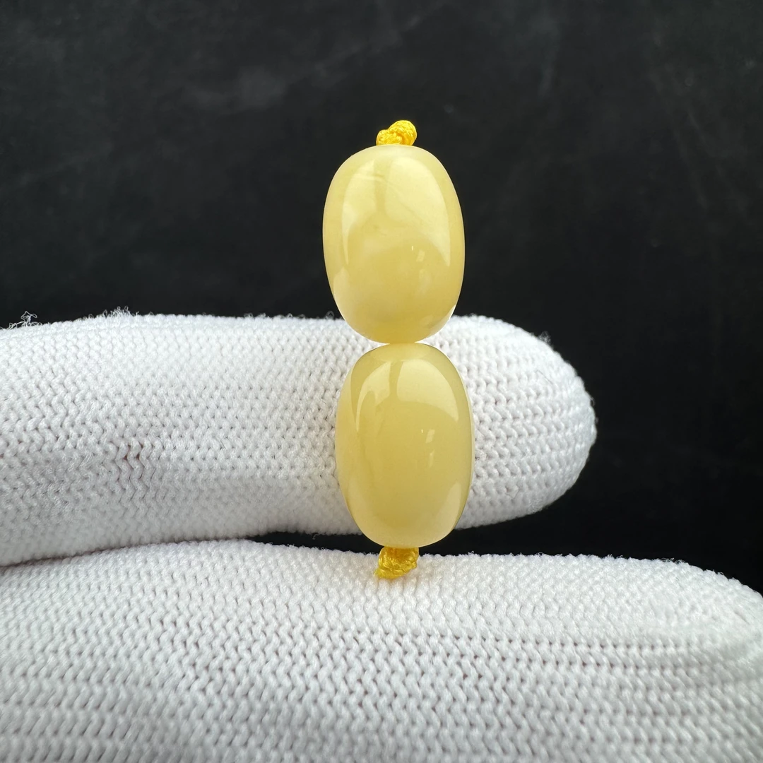 K2636天然原矿蜜蜡 对珠9.8mm支持鉴定 假一罚十