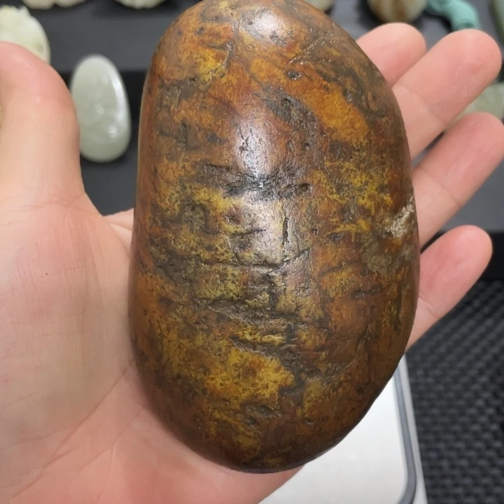 淡***淡和田玉（糖玉）未镶嵌挂件