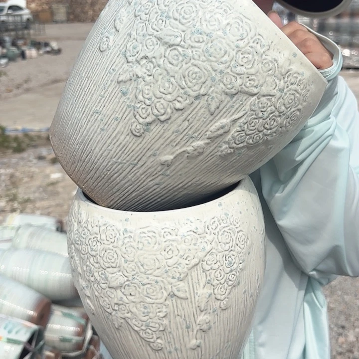 紫砂茶碗收口玫瑰两个口径18高度23