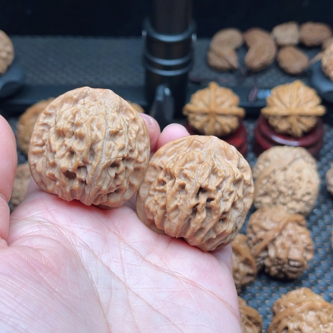 文玩核桃吊坠人****全40尺天地