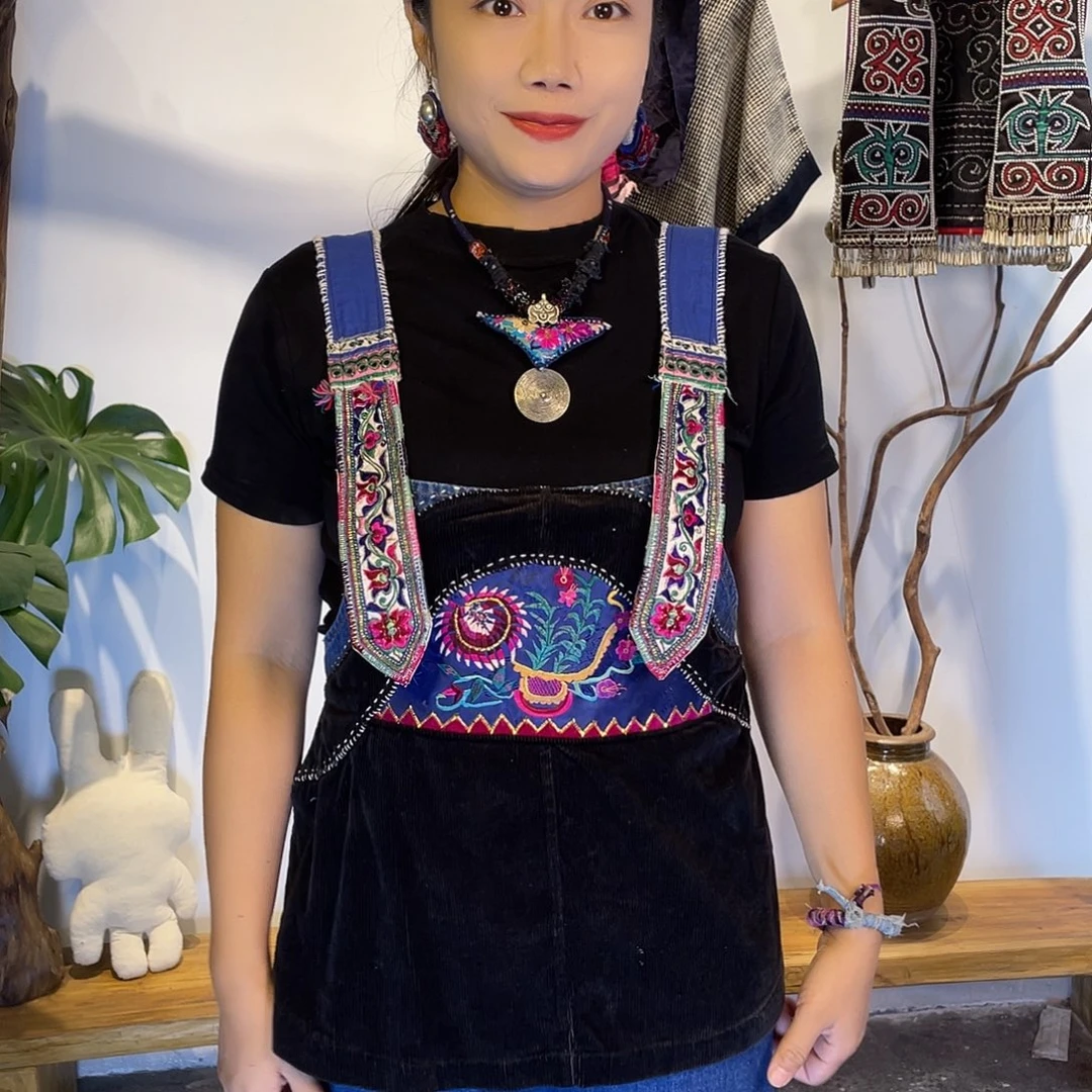 织绣手工制作工艺背带裤