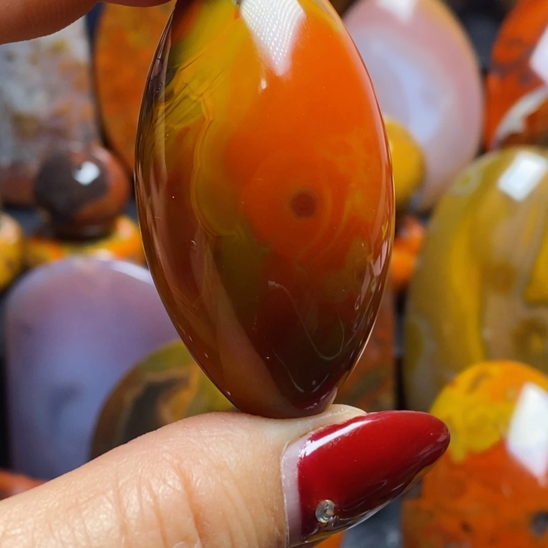 玛瑙/玉髓吊坠(不含链)未镶嵌根*