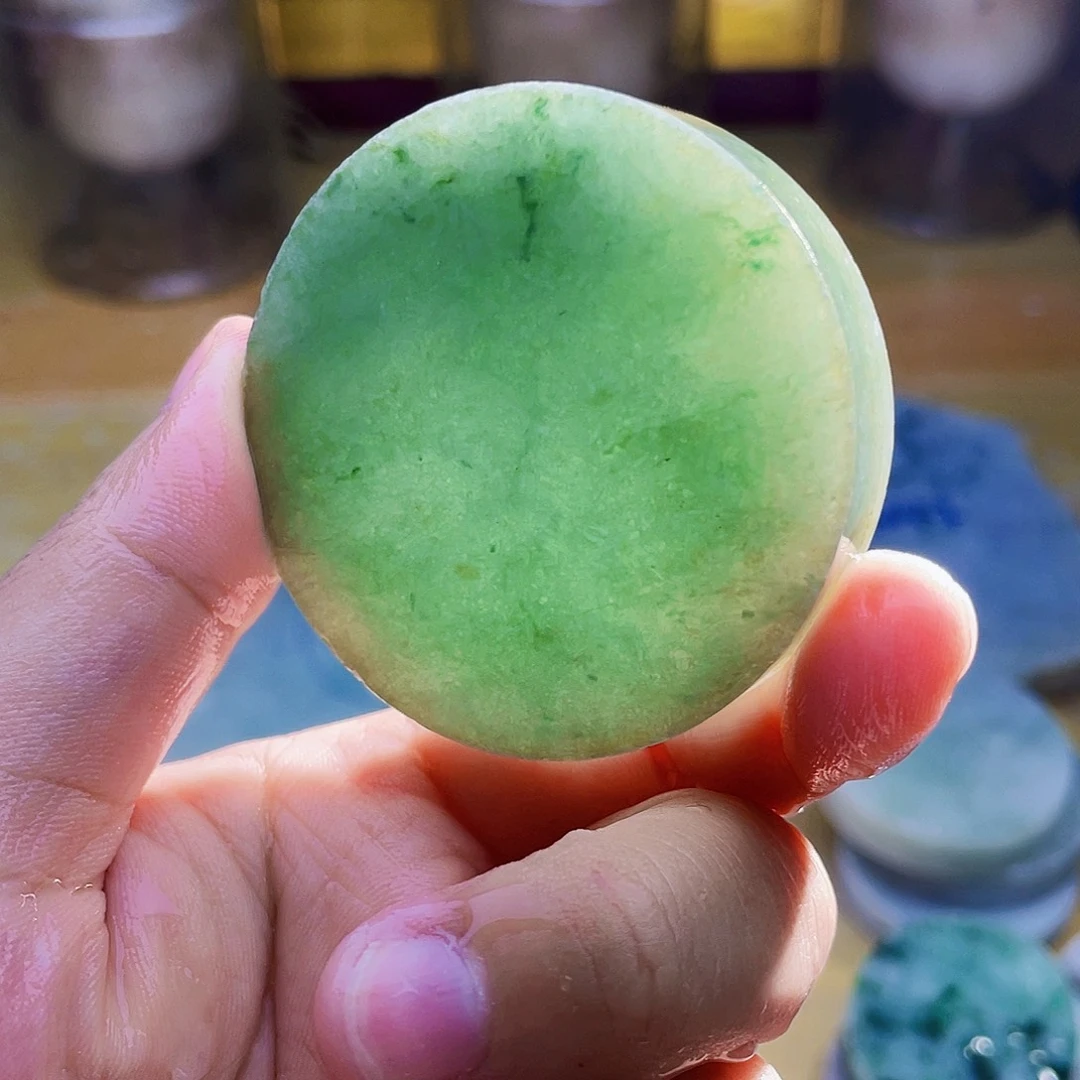 翡翠未镶嵌颈饰毛料28
