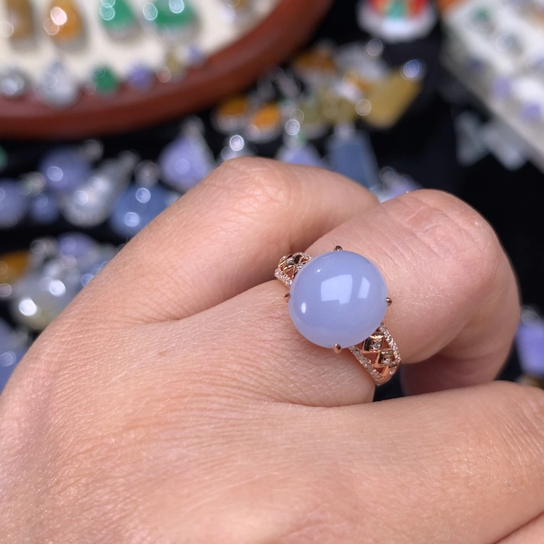 翡翠戒指18K金镶嵌蛋面戒指