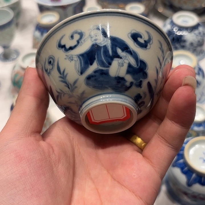 景德镇陶瓷杯子的
