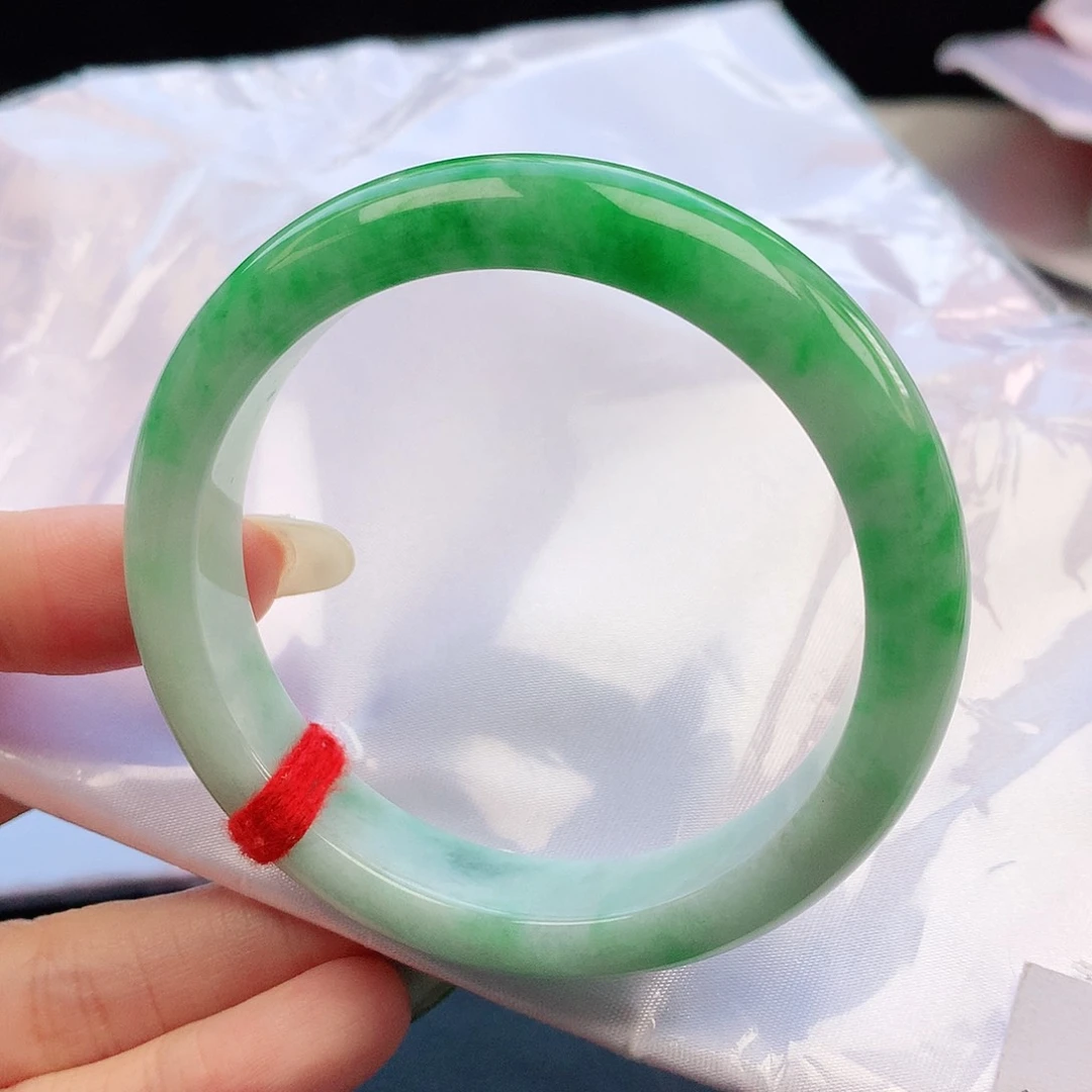 翡翠手镯未镶嵌54圈口882350