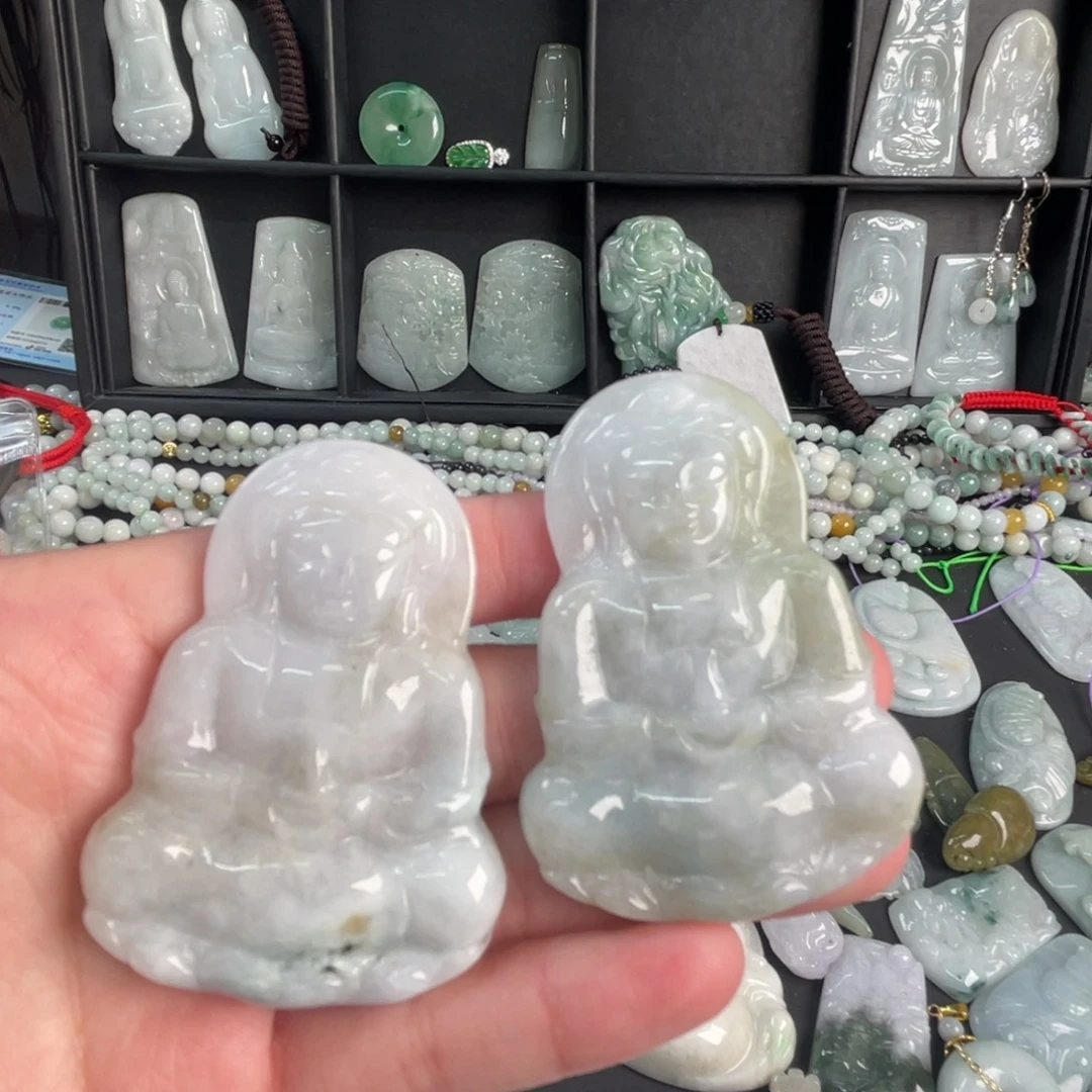 翡翠未镶嵌吊坠(不含链)瑕疵