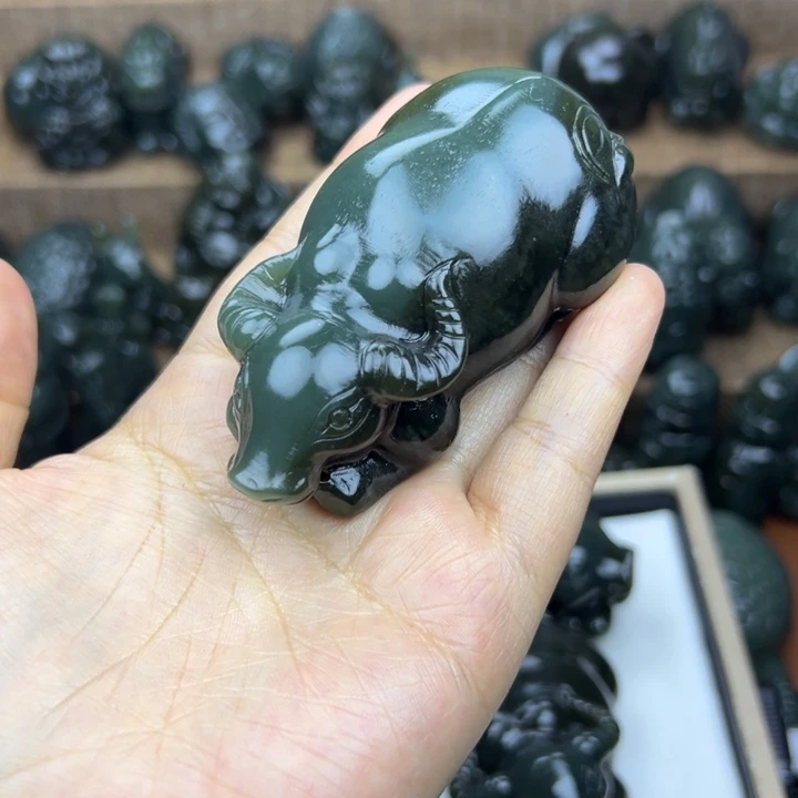 和田玉（糖玉）未镶嵌挂件