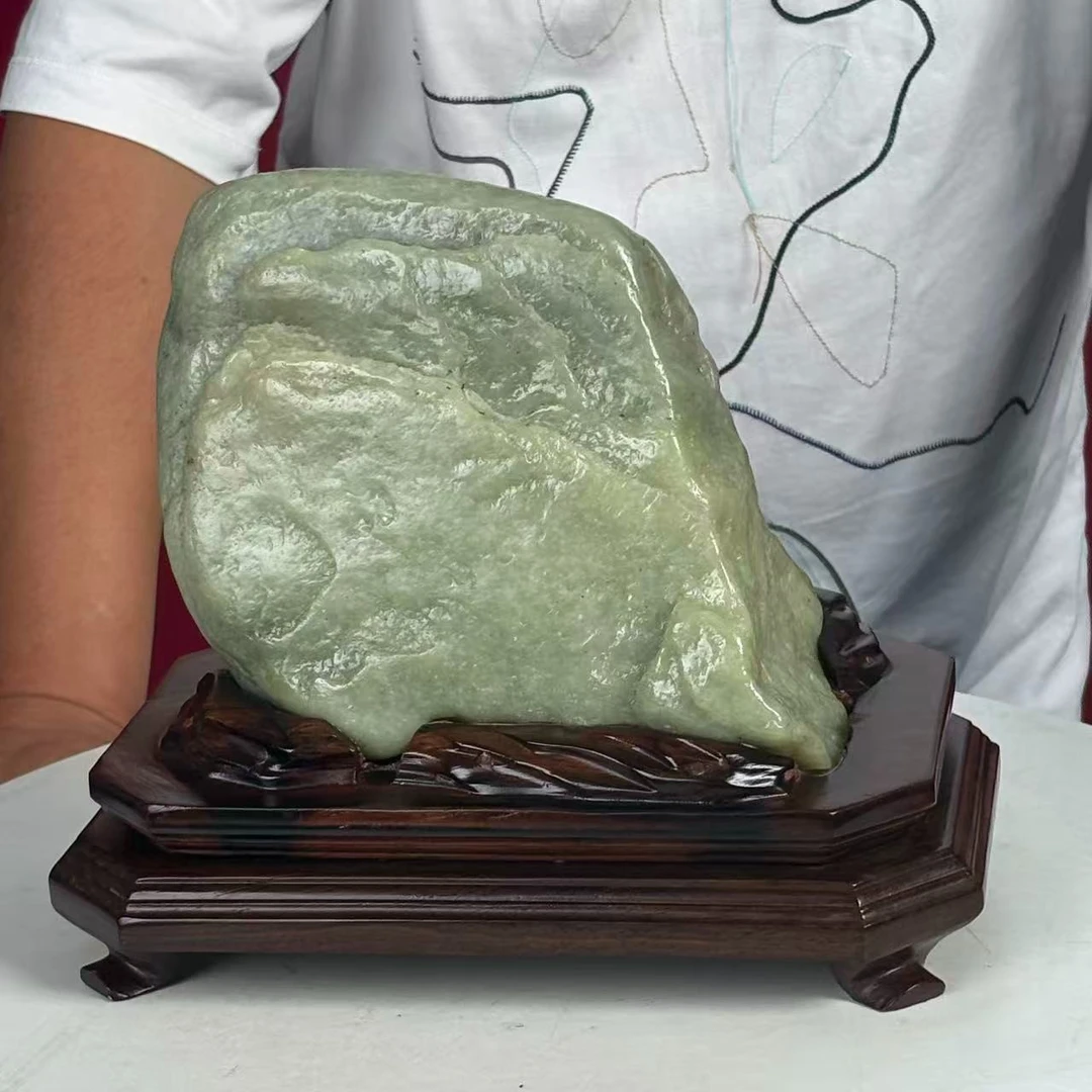新疆玉料原石带底座发一件编号131