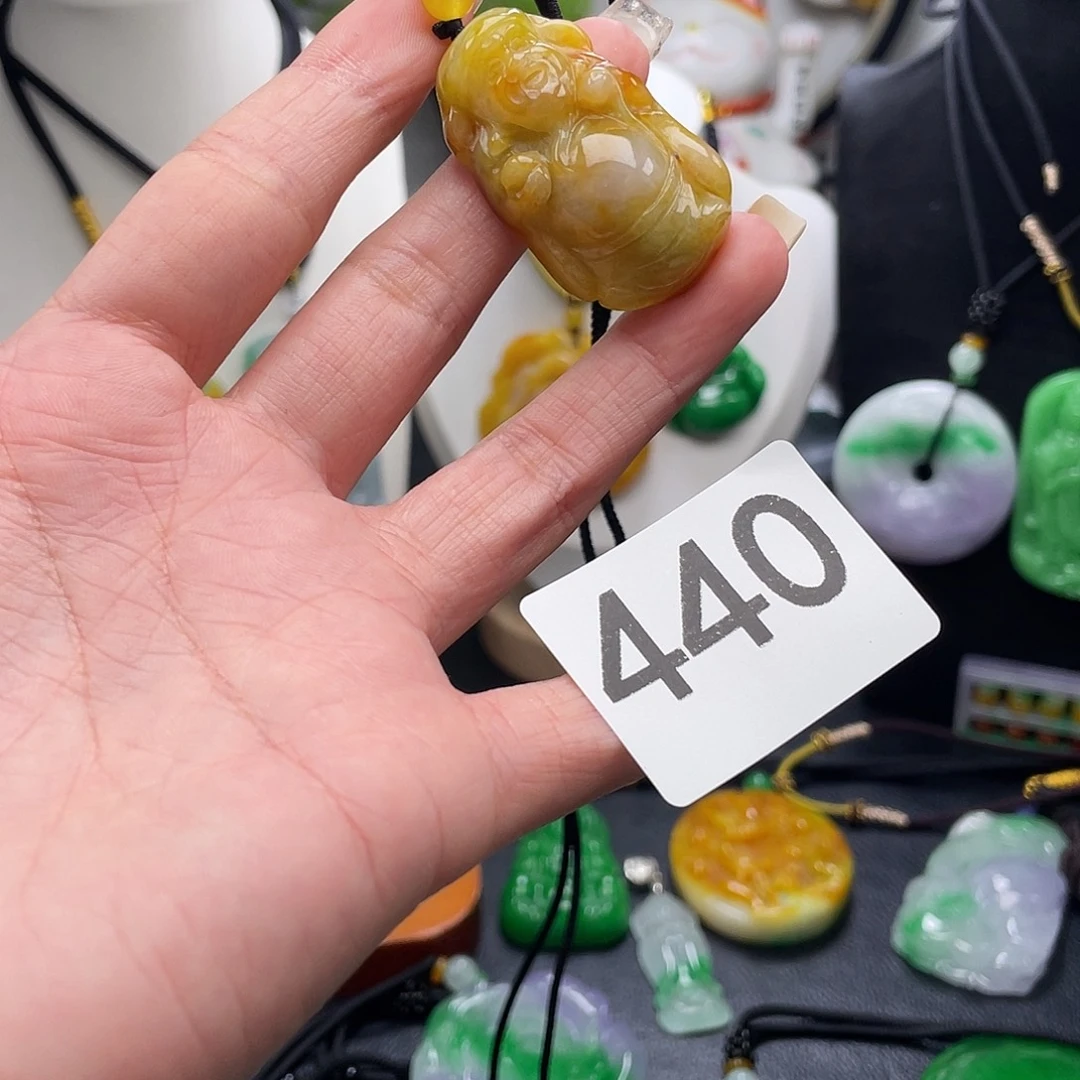 吊坠(赠链)未镶嵌翡翠