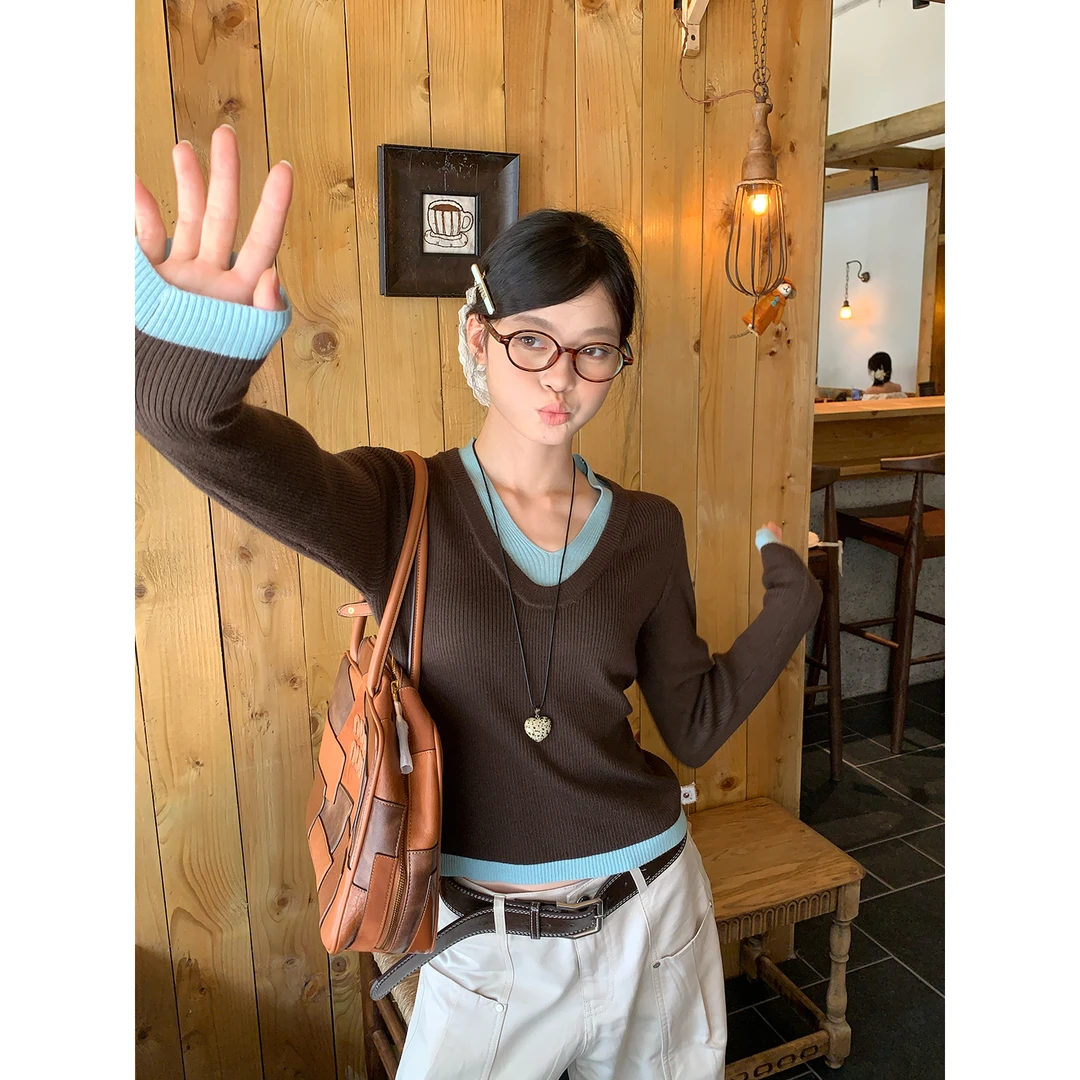 宋正恩咖拼绿V领套头针织衫女内搭修身显瘦百搭长袖上衣ZE7938