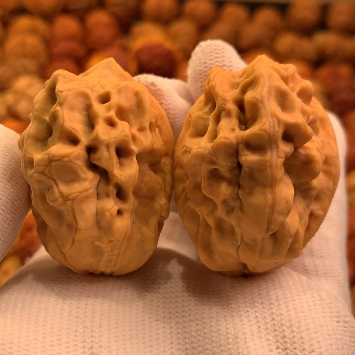 文玩核桃吊坠13哦哦哦哦