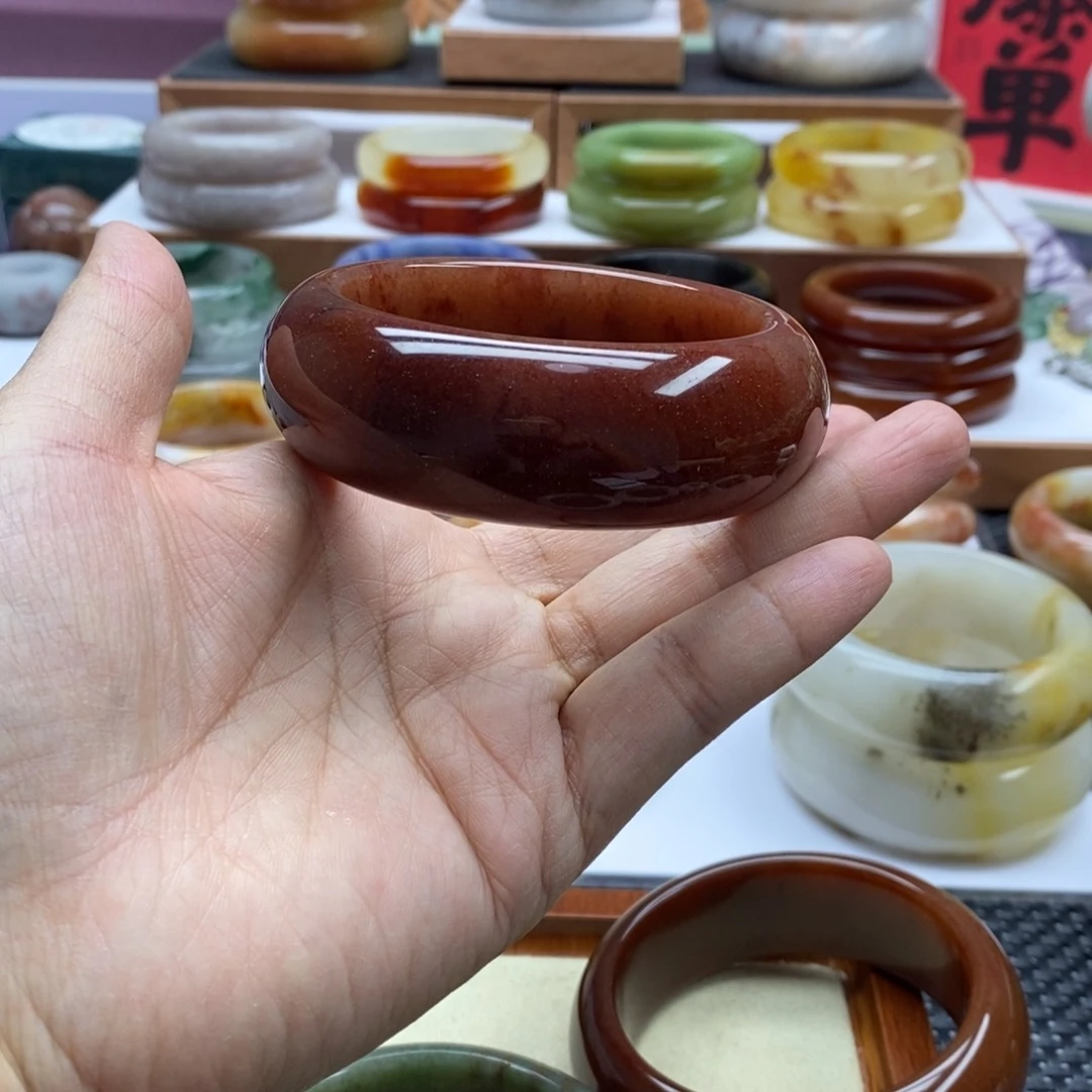石英质玉手镯未镶嵌烟**云