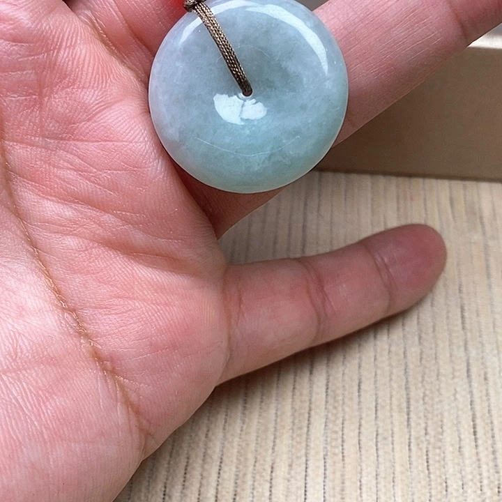 翡翠未镶嵌颈饰11111111111