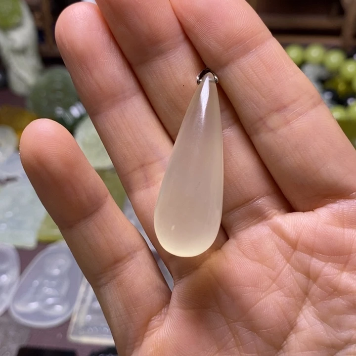 岫玉未镶嵌岫玉颈饰