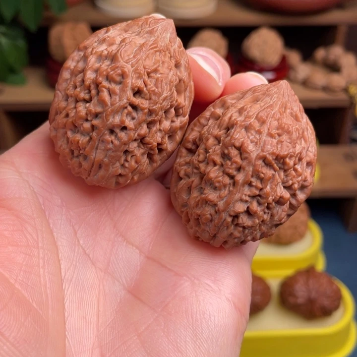 文玩核桃把件蒜头37