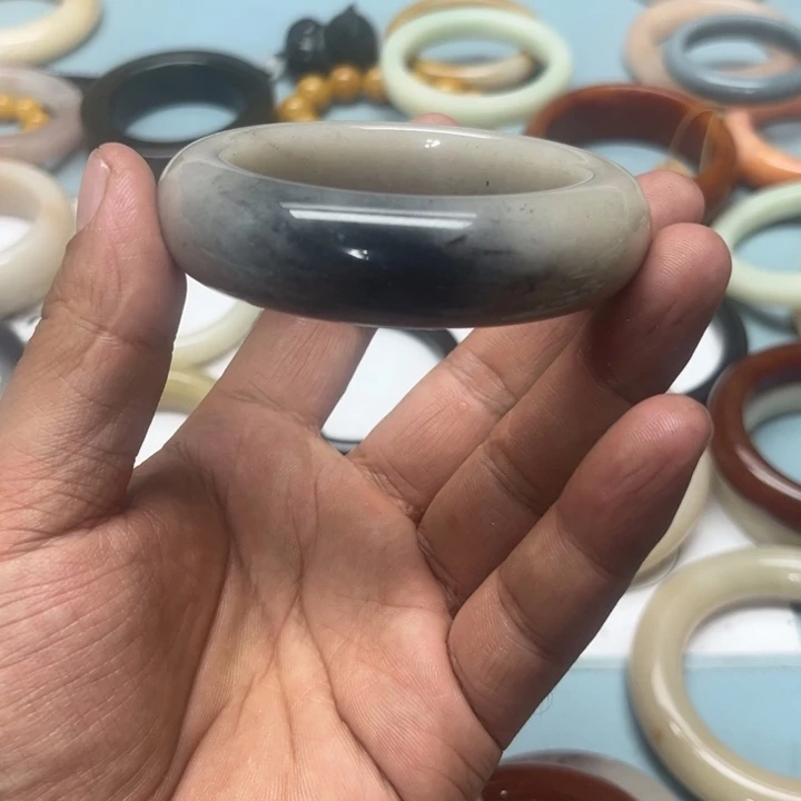 五***鱼石英质玉手链合金