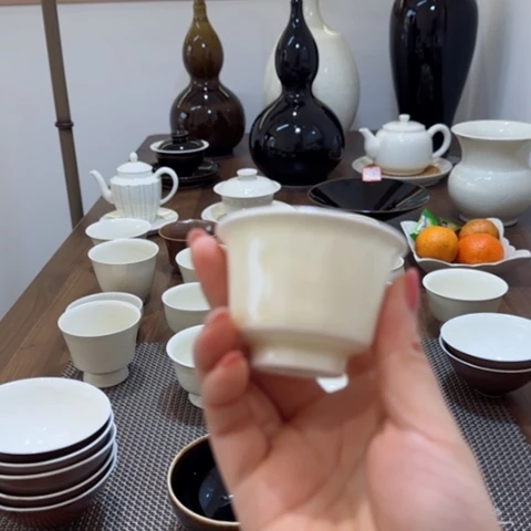 拉*尔瑕疵杯不退不换了