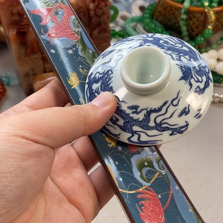瓷片不会哈哈哈哈哈哈哈哈