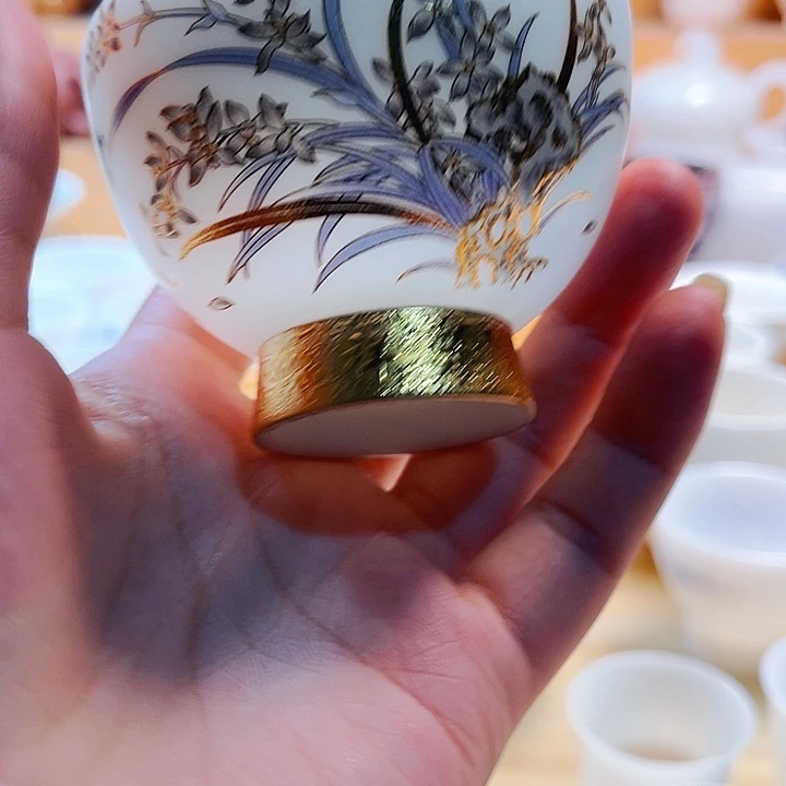 瓷片主人把鹅盒鹅盒鹅恨之入骨