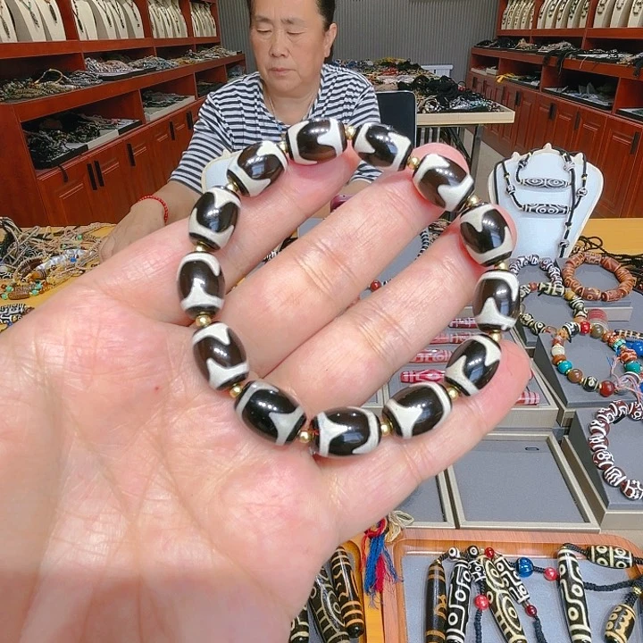 未镶嵌玛瑙/玉髓珠宝奇石
