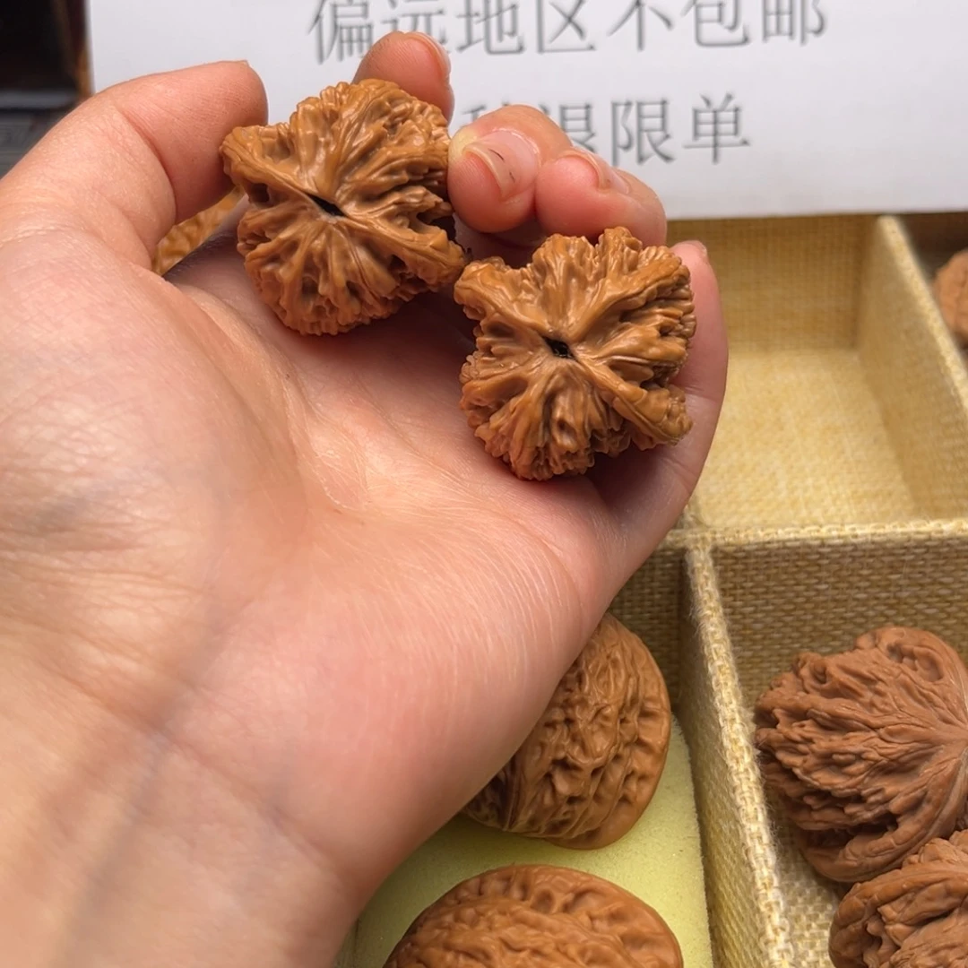 文玩核桃吊坠三**、