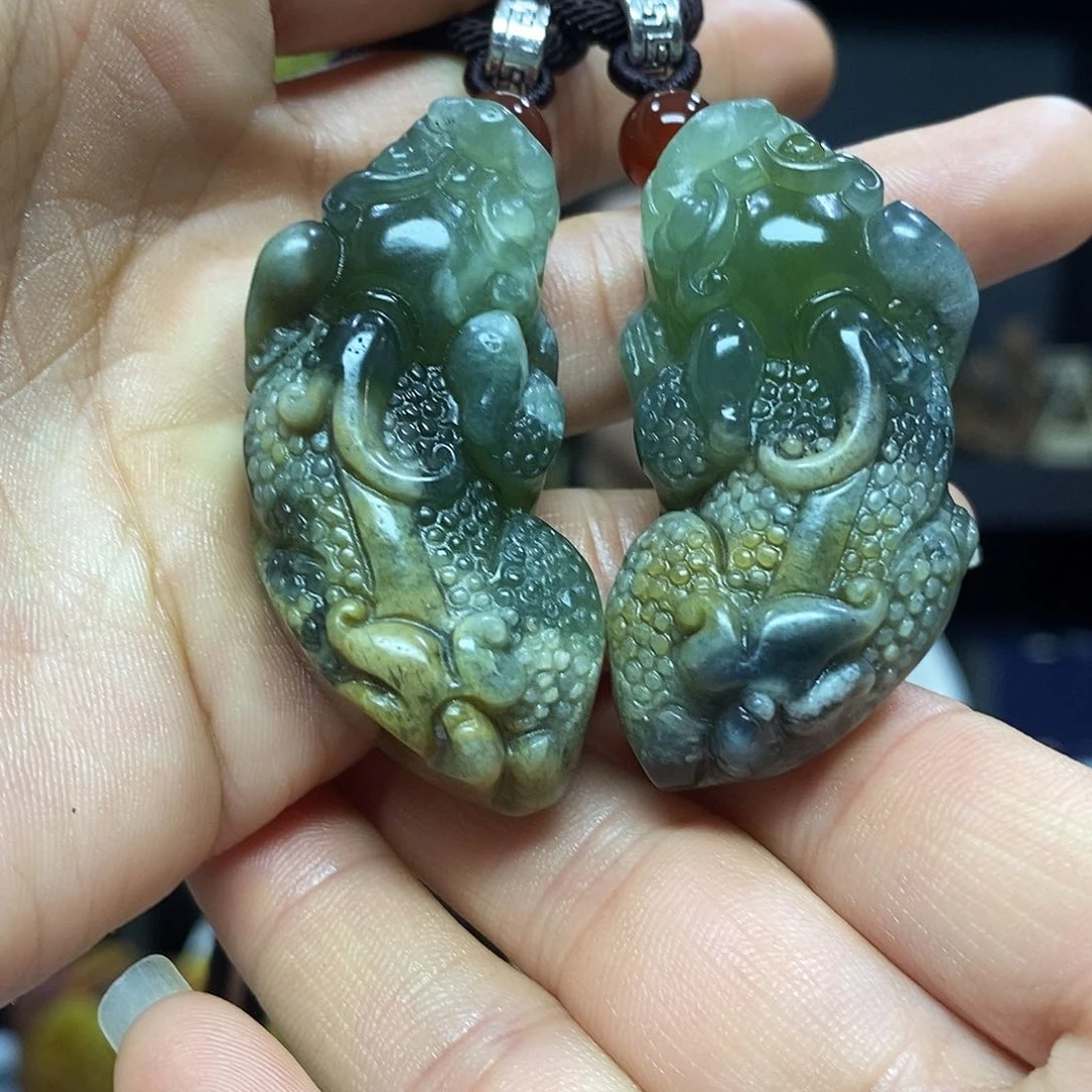 岫玉未镶嵌挂件吊坠