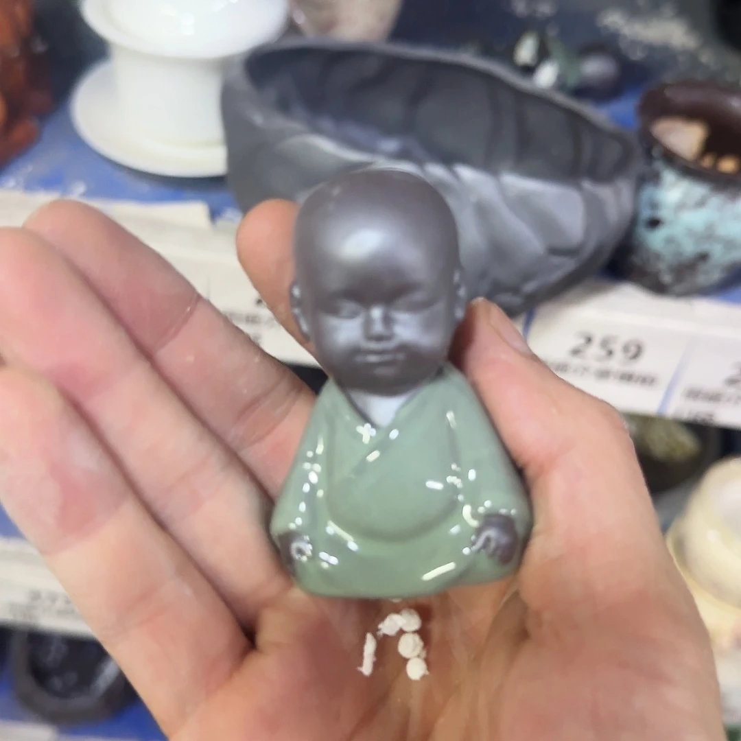 福利局库存尾单·有孔花盆当天满9元发257