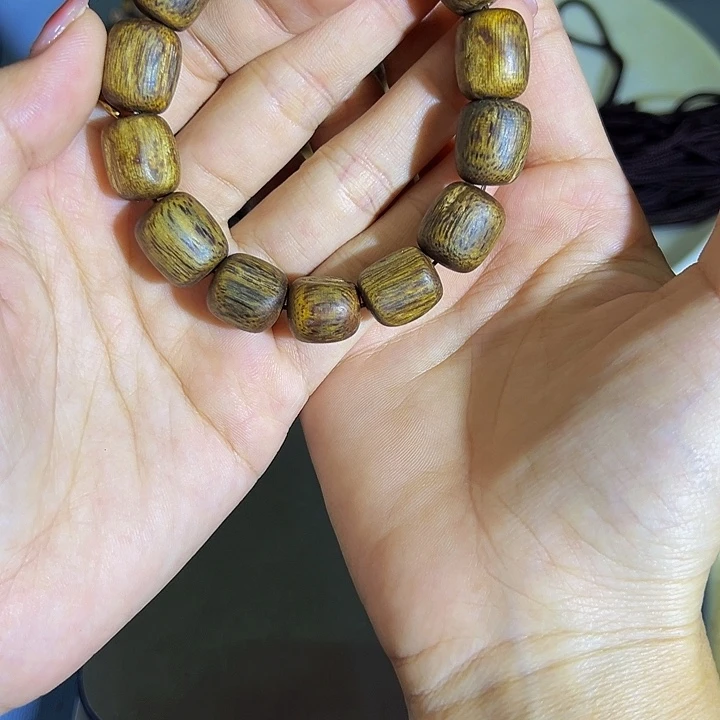 手串沉香包*单圈白棋树心油