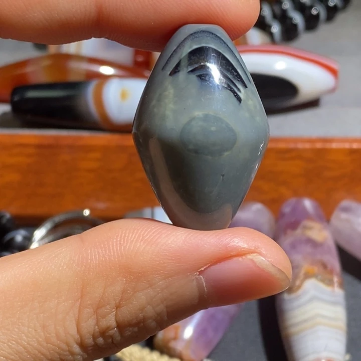 玛瑙/玉髓未镶嵌颈饰