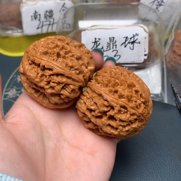 文玩核桃把件47-22836-0