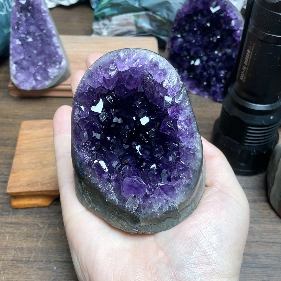 紫晶大型摆件（非配饰）未镶嵌