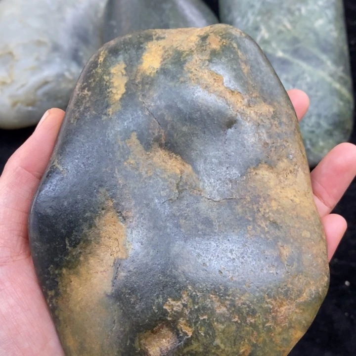 未镶嵌和田玉（糖玉）挂件