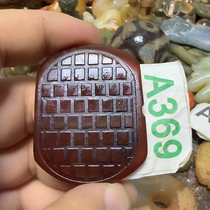 未镶嵌颈饰玛瑙/玉髓