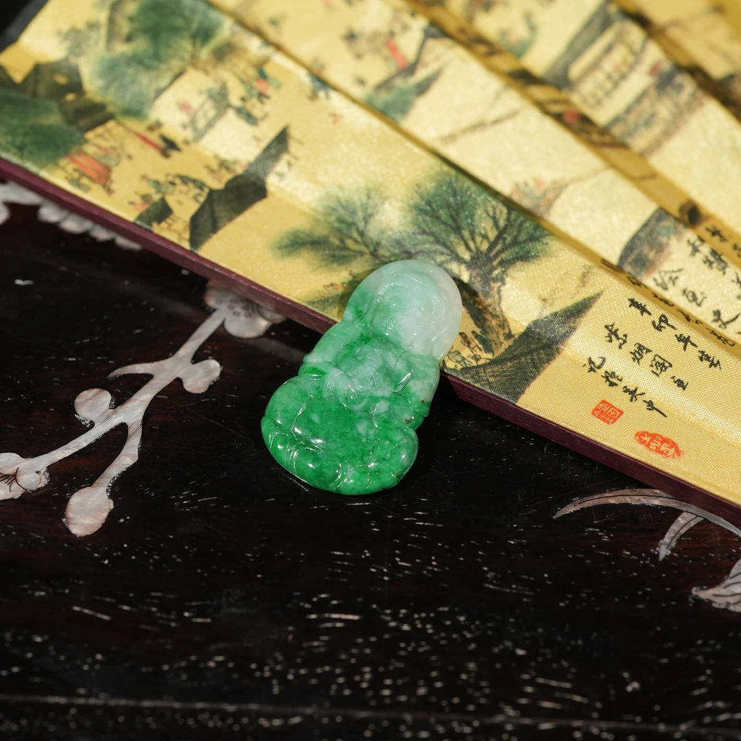 1.11香港王老板-翡翠吊坠4y66