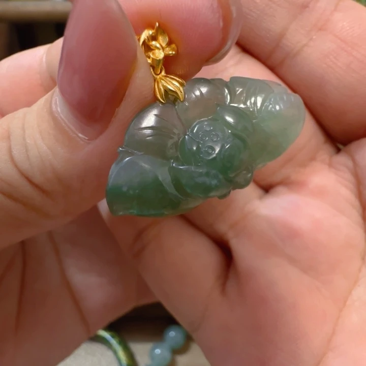 翡翠未镶嵌手镯翡翠260