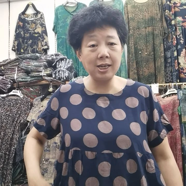 套头3X大园点连衣裙