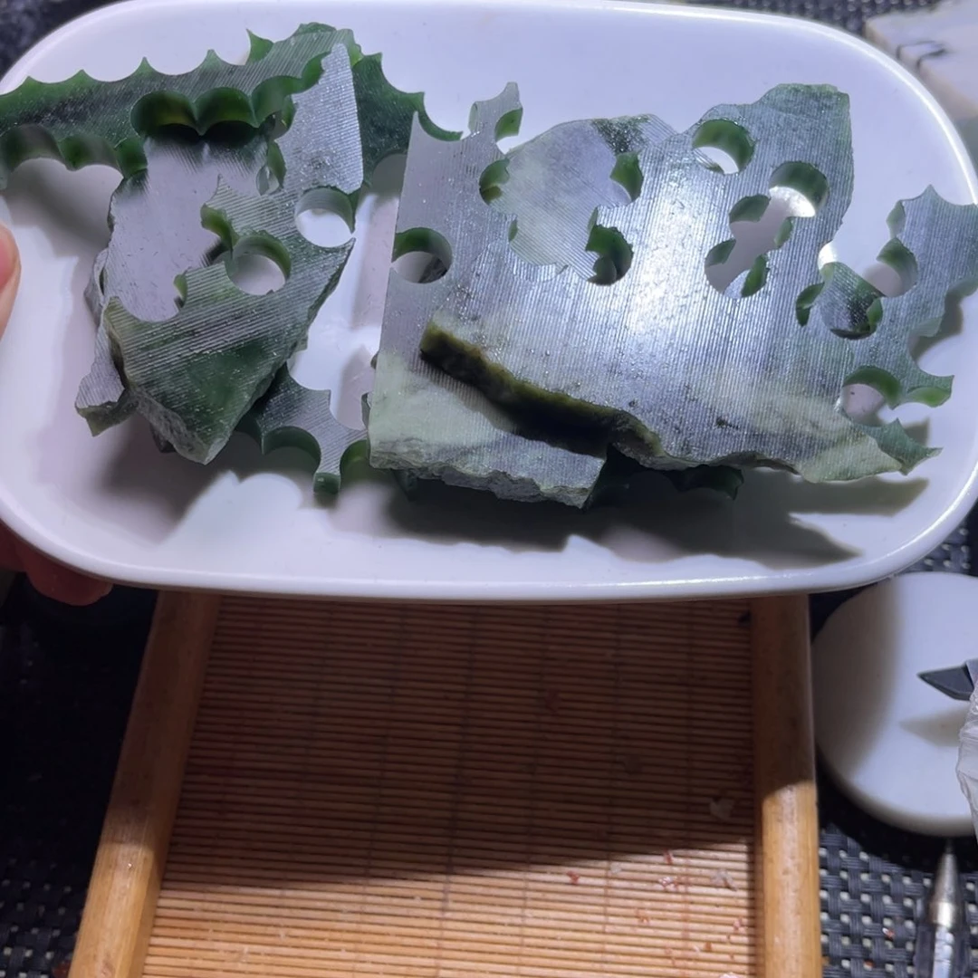 未镶嵌和田玉挂件