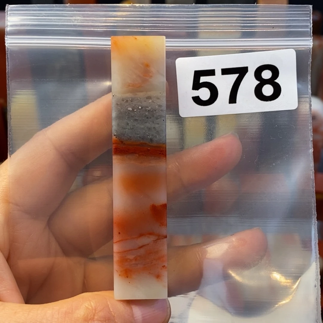 老挝石1.6.1.6.7.9。