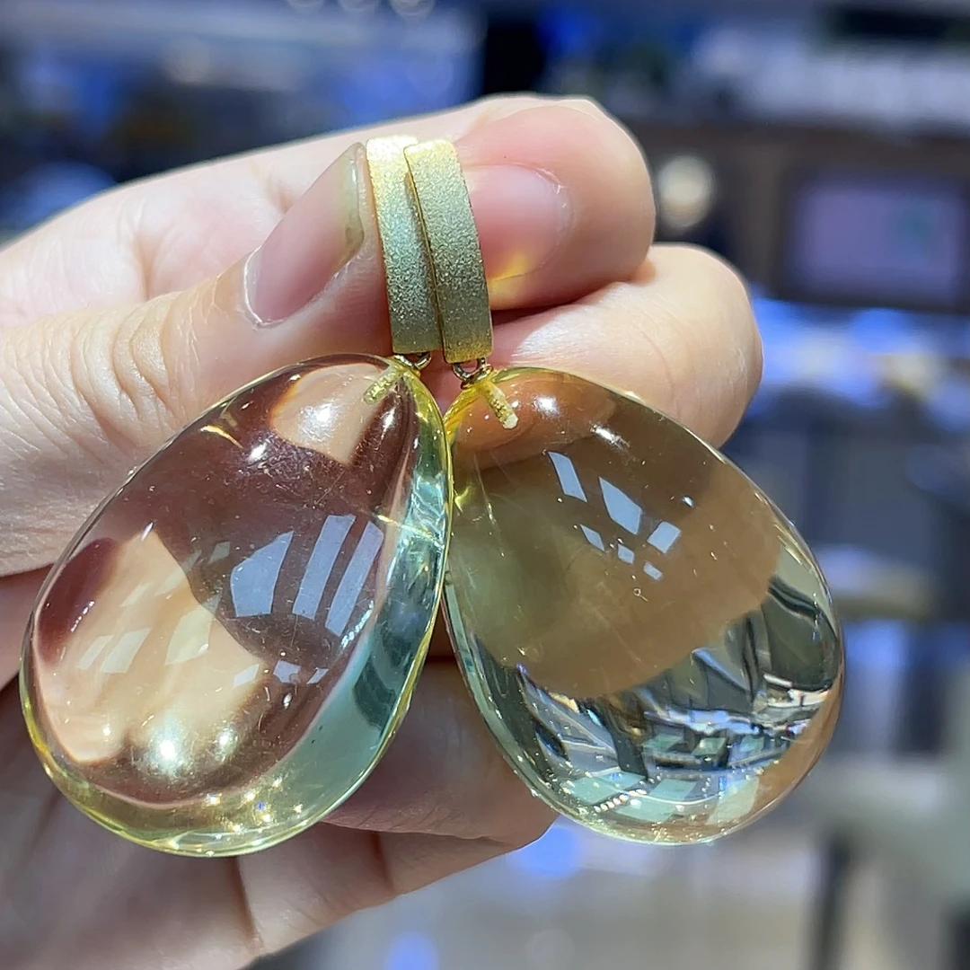 银镶嵌天然琥珀净体水滴简约精美耳坠
