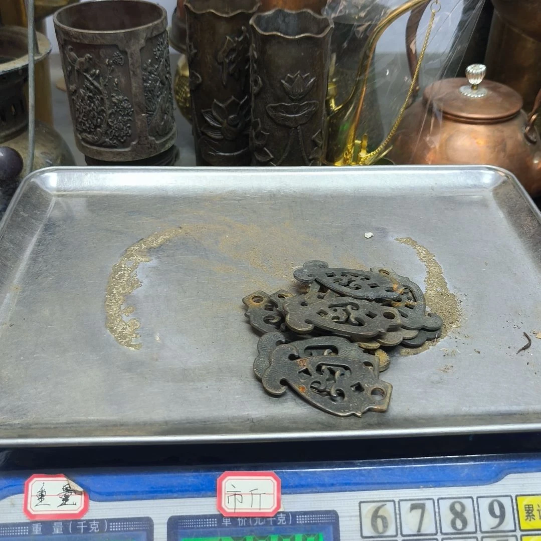 凌*铜器60.666666666666