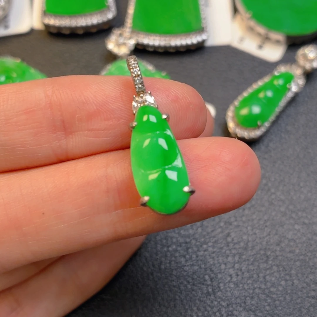 翡翠银S925镶嵌吊坠(不含链)