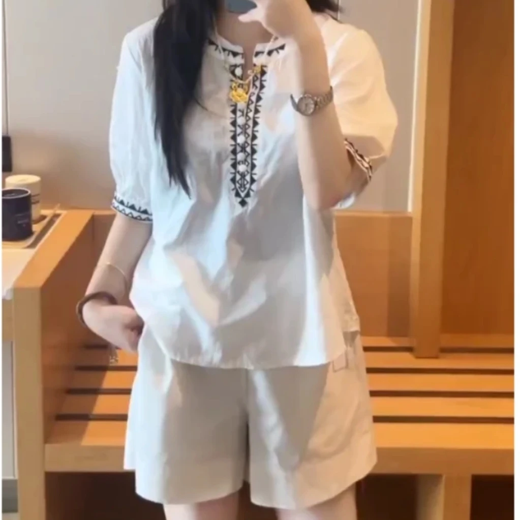 显瘦时尚T恤短袖圆领拼色宽松百搭夏季