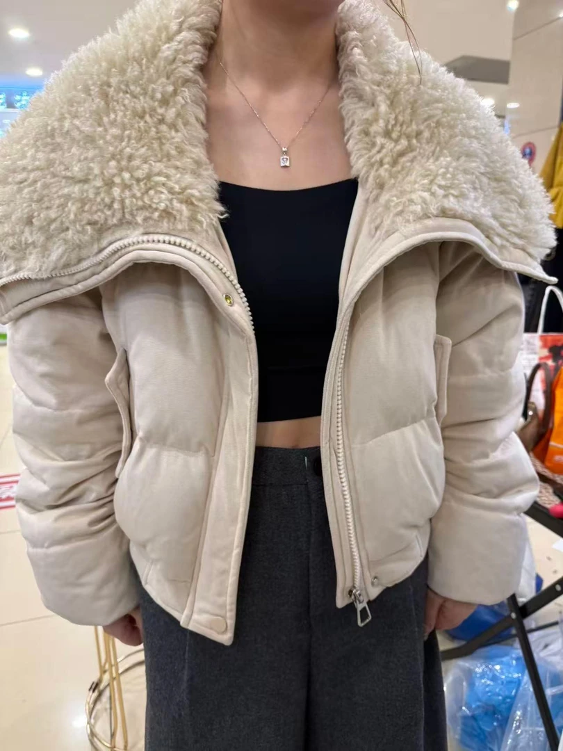 229秋款新款羽绒服