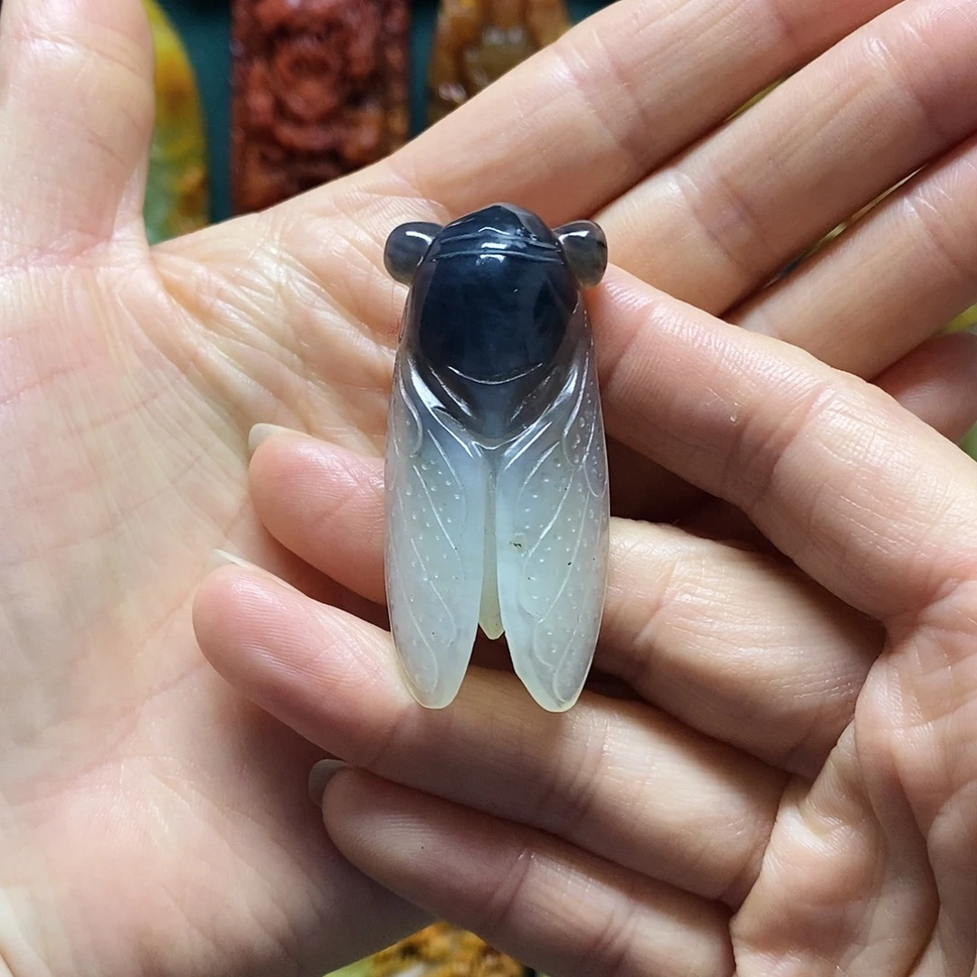 岫玉未镶嵌吊坠(赠链)