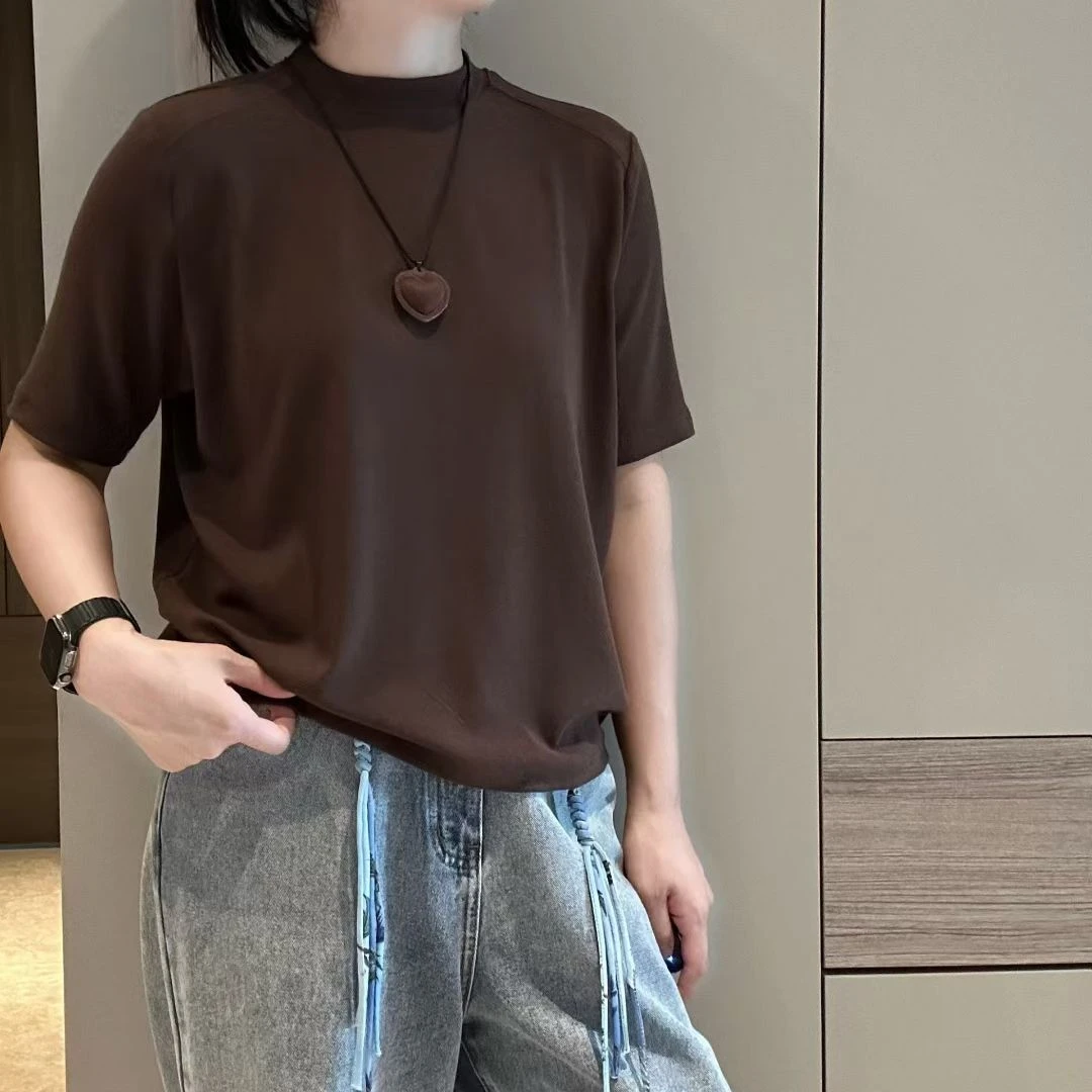 NX服饰中袖中领体恤