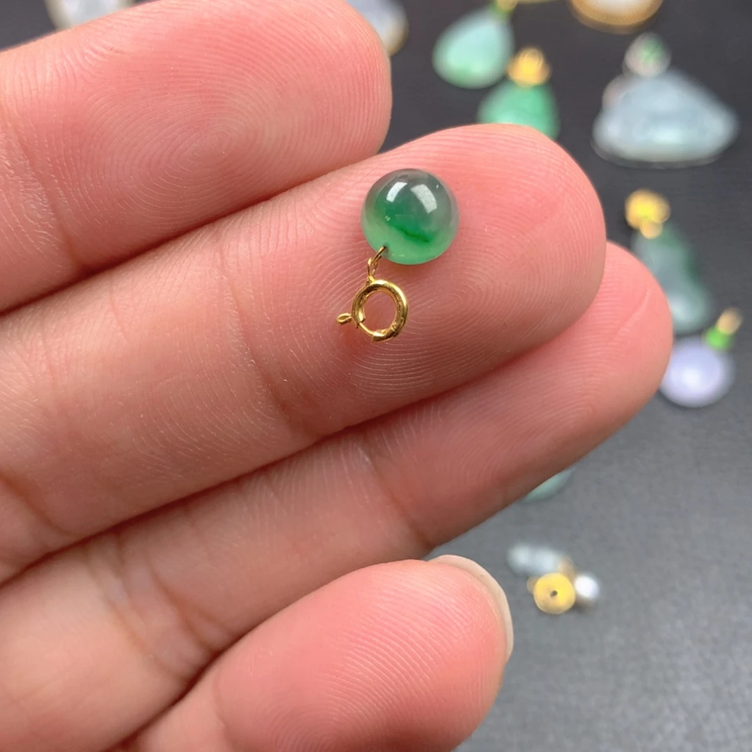 【闪购商品】颈饰18K金镶嵌翡翠翡翠