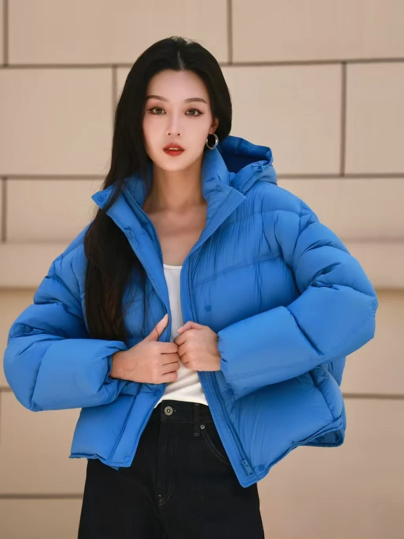 988羽绒服25年冬季韩系新款女小个子短款连帽白鸭绒泡芙蜜雪外套