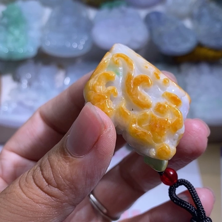 【闪购商品】颈饰未镶嵌翡翠貔貅